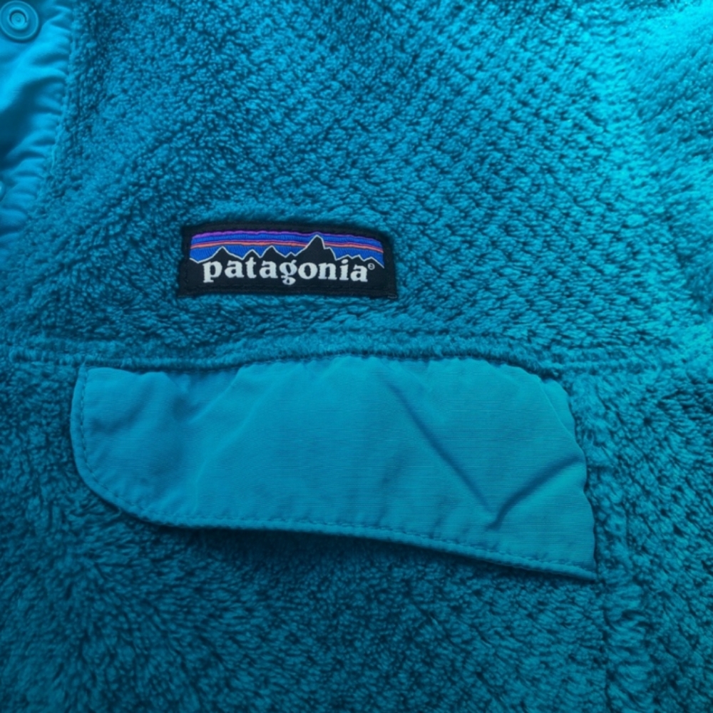 Patagonia Women’s Re-Tool Snap-T Fleece Pullover - Picture 2 of 6